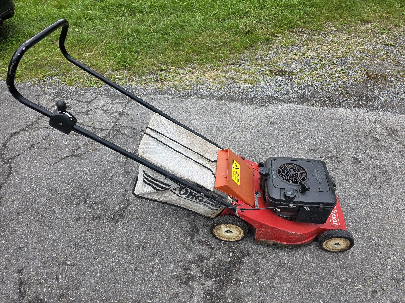 Toro Rasenmäher: Toro Rasenmäher – Gebraucht aus Buchs SG von MATGEOMAR