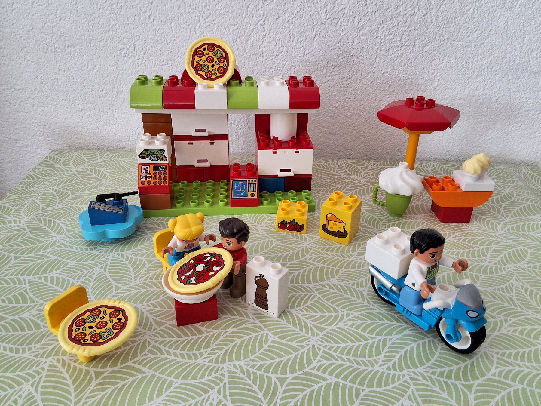 Lego Giocattoli: Lego Duplo Pizzeria – Usato da Liebefeld venduto da moony4blue 1