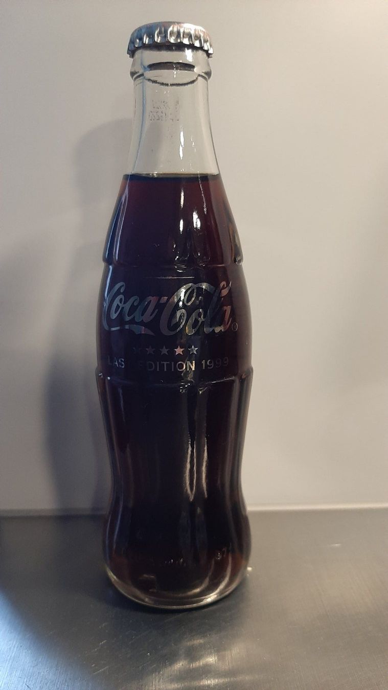 Coca-Cola Bottiglie: Coca Cola Last Edition 1999, Oscar Wilde – Usato da Pfäffikon ZH venduto da Romulus