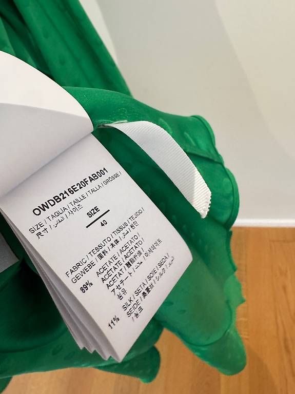 Robes: OFF-WHITE KLEID GREEN – Neuf (Voir description) à Schwyz par bofb 7