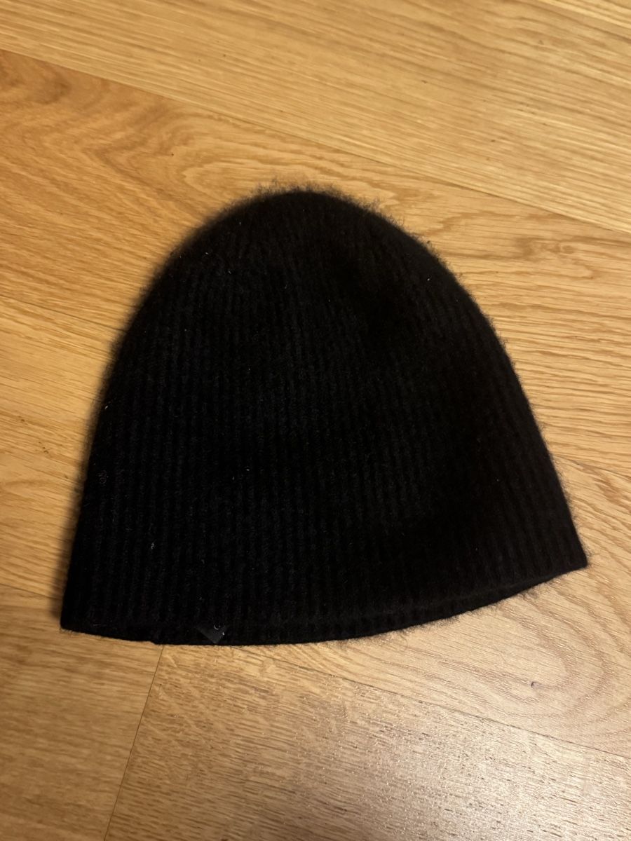 Marc Jacobs Copricapi, berretti & cappellini: Marc Jacobs cashmere hat – Usato da Zürich venduto da reg_vvr6