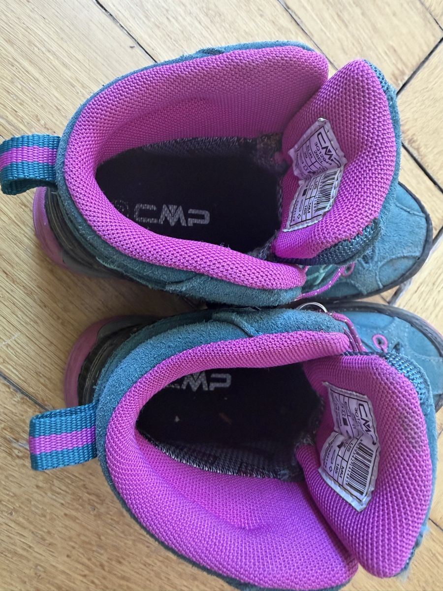 CMP Scarpe per ragazzi: Wanderschuhe CMP wasserdicht türkis pink Grösse 29 – Usato da Bern venduto da Elisa64 2