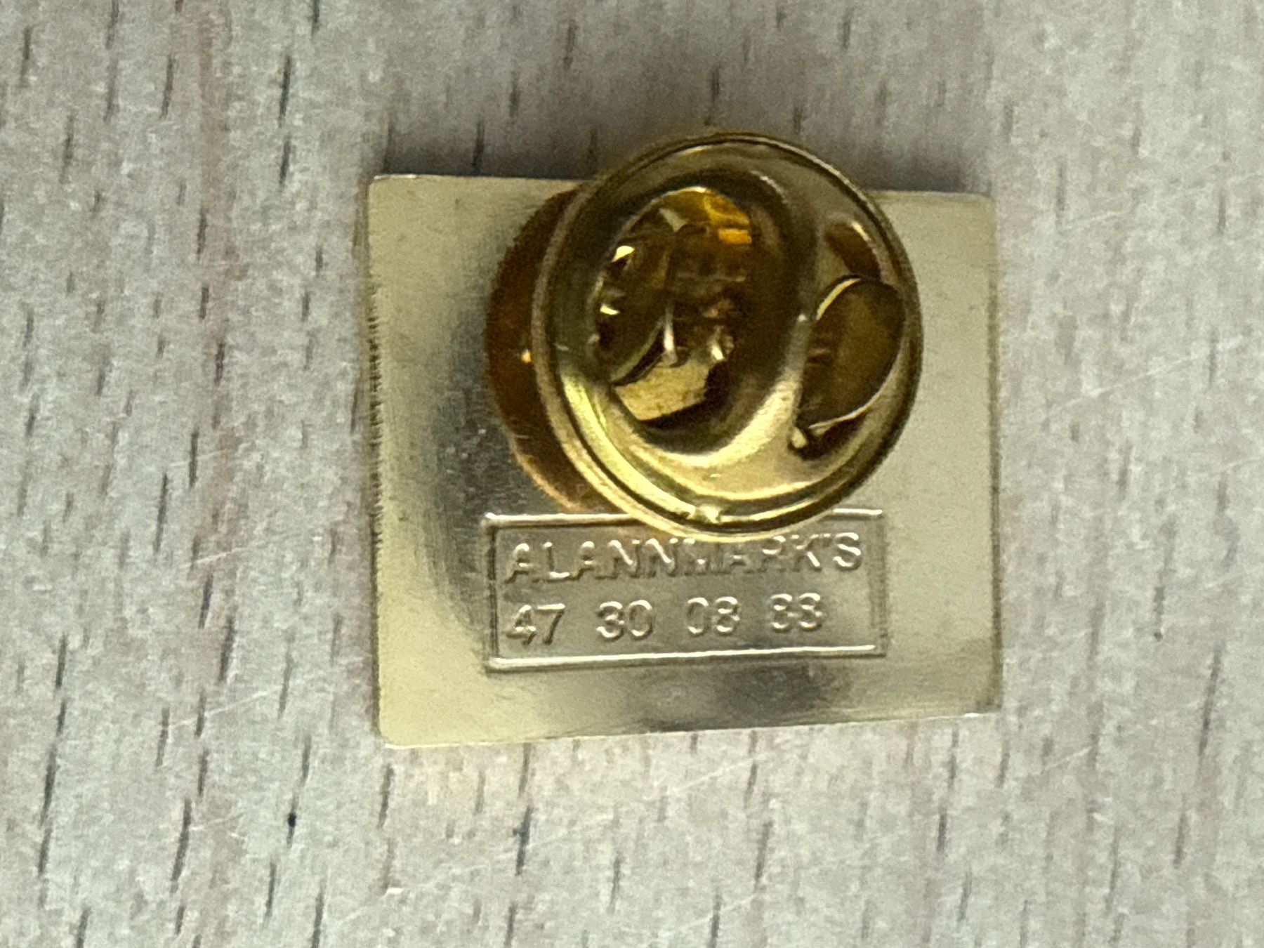 Placchette & Badge: Pin Merinos 1992 – Usato da Glattbrugg venduto da Schweigmatt 1