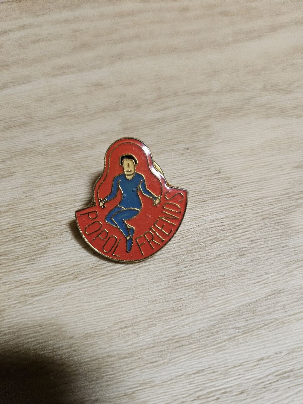 Placchette & Badge: Pin's vintage Popol Friends – Usato da La Joux FR venduto da car_ck96