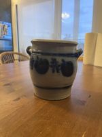 Steingut Topf mit Henkeln und Blaudekor 16 cm hoch