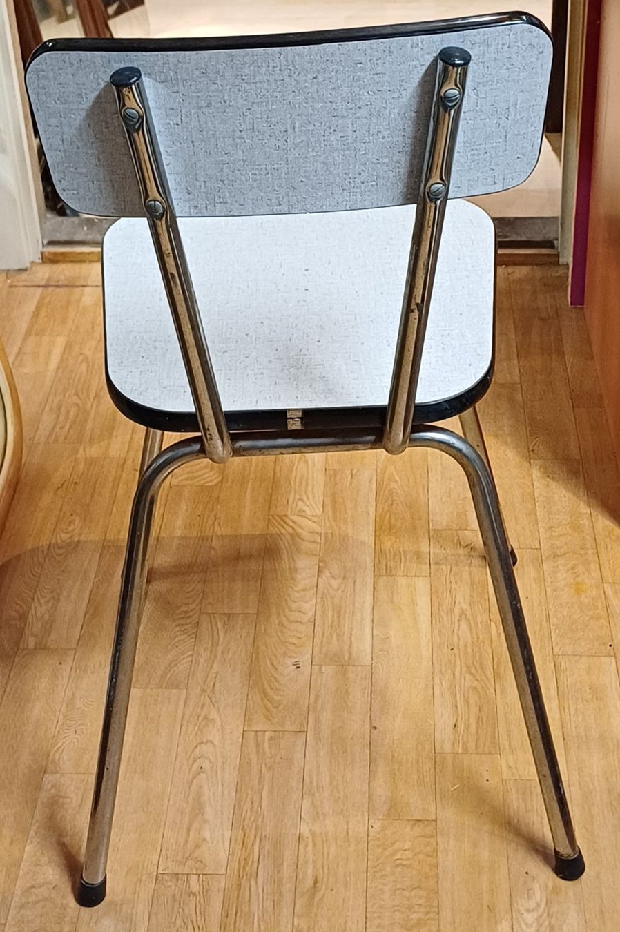 Sedie: Vintage Stuhl Küchenstuhl – Usato da Merenschwand venduto da Brockinell 1