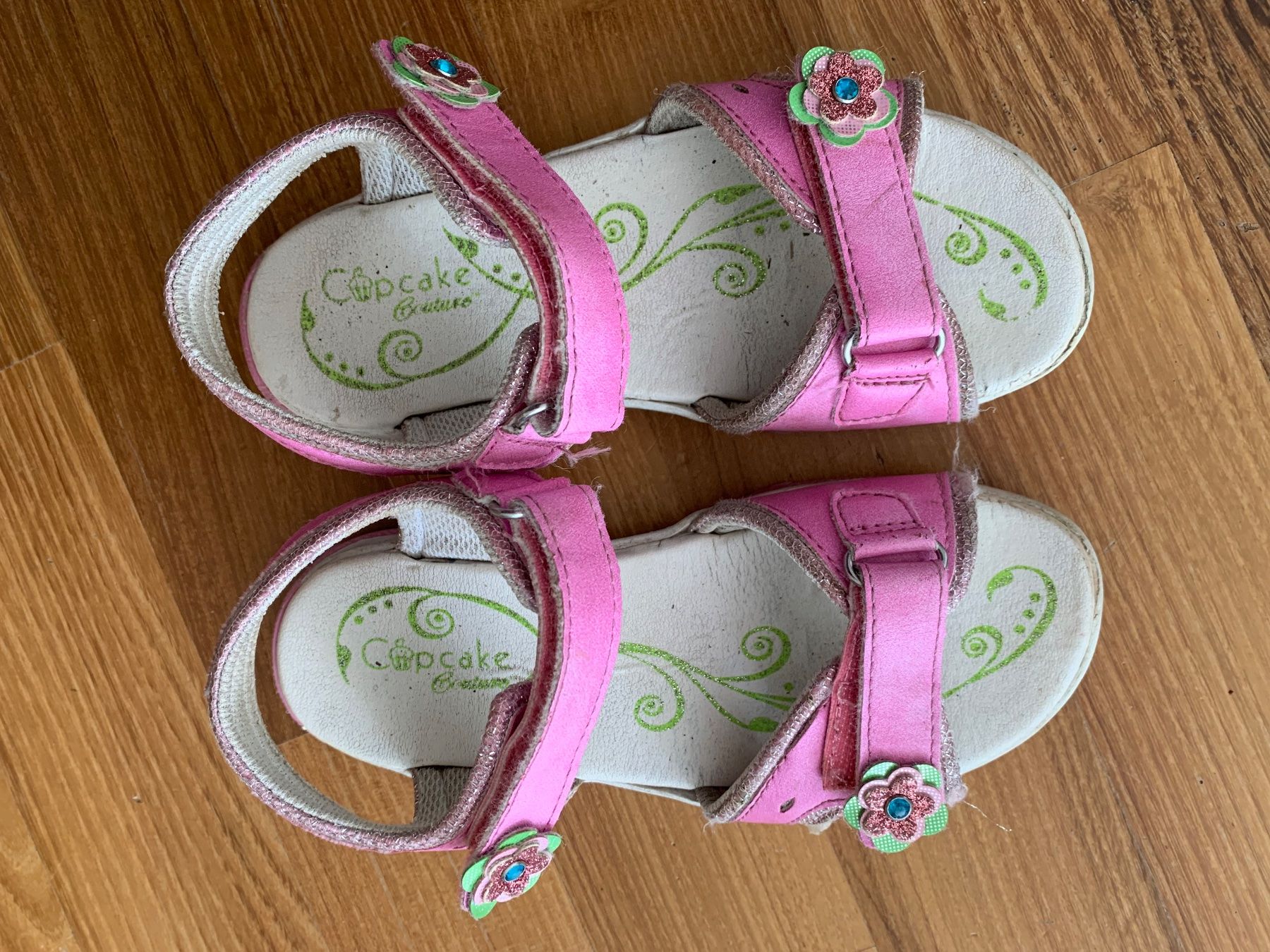 Scarpe per ragazze: Schöne Mädchensandale Grösse 30 – Usato da Ostermundigen venduto da des_t9vv 1