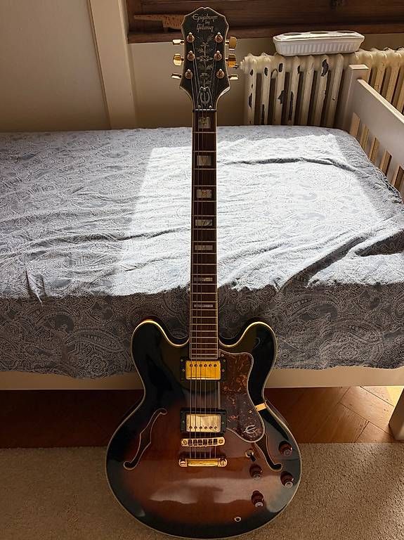Strumenti musicali: Epiphone by Gibson de 1984 – Usato da Genève venduto da max_8qx2 3