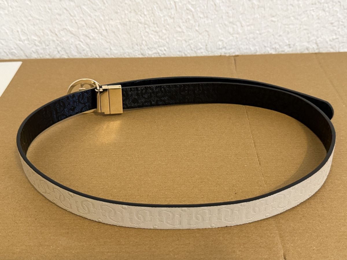 Guess Cinture: WENDEGÜRTEL MIT LOGO-SCHNALLE GUESS – Usato da Schlieren venduto da kle_dis 3