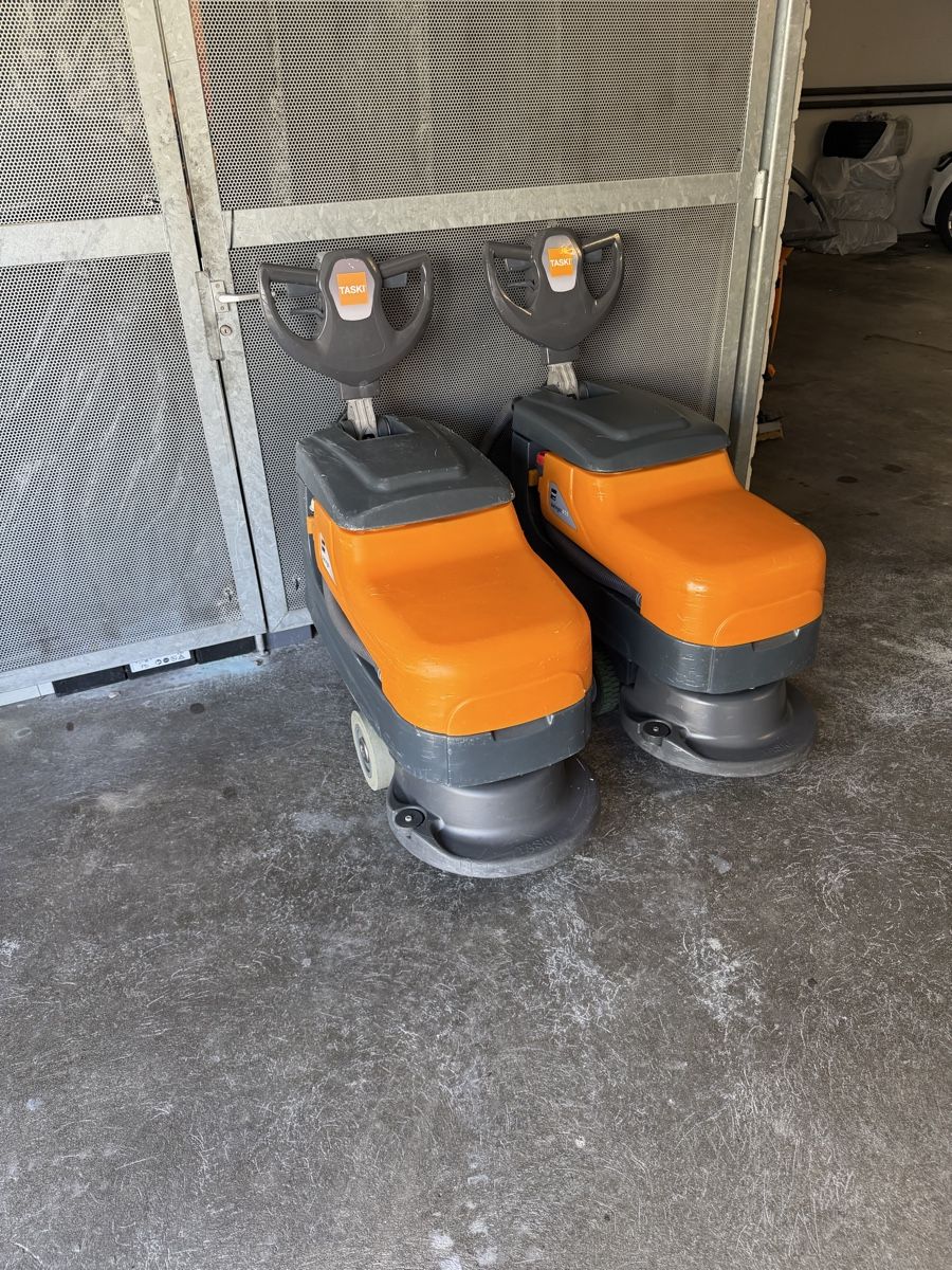 Toutes les machines: TASKI Swingo 455 B  – D'occasion à Grenchen par daj_d7l2 1