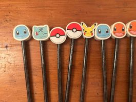 15 Pokémon Farbstifte mit Pokémon Gummi
