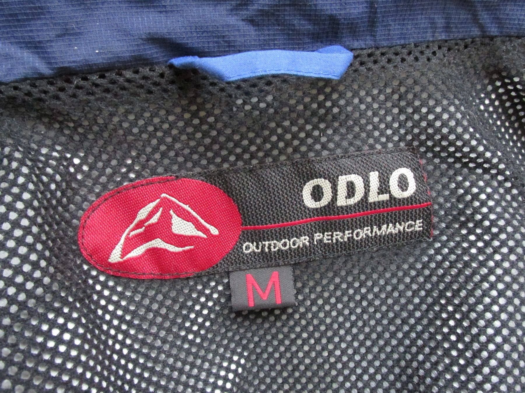 Odlo Jacken: Windjacke / Regenjacke von ODLO / Grösse M – Gebraucht aus Winterthur von mat_q5d5 1