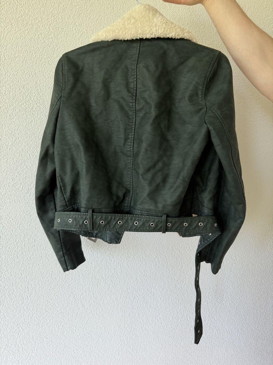 Zara Jacken: Zara Lederjacke Imitat Gr. M – Neu (gemäss Beschreibung) aus Bern von Amylee1999 1