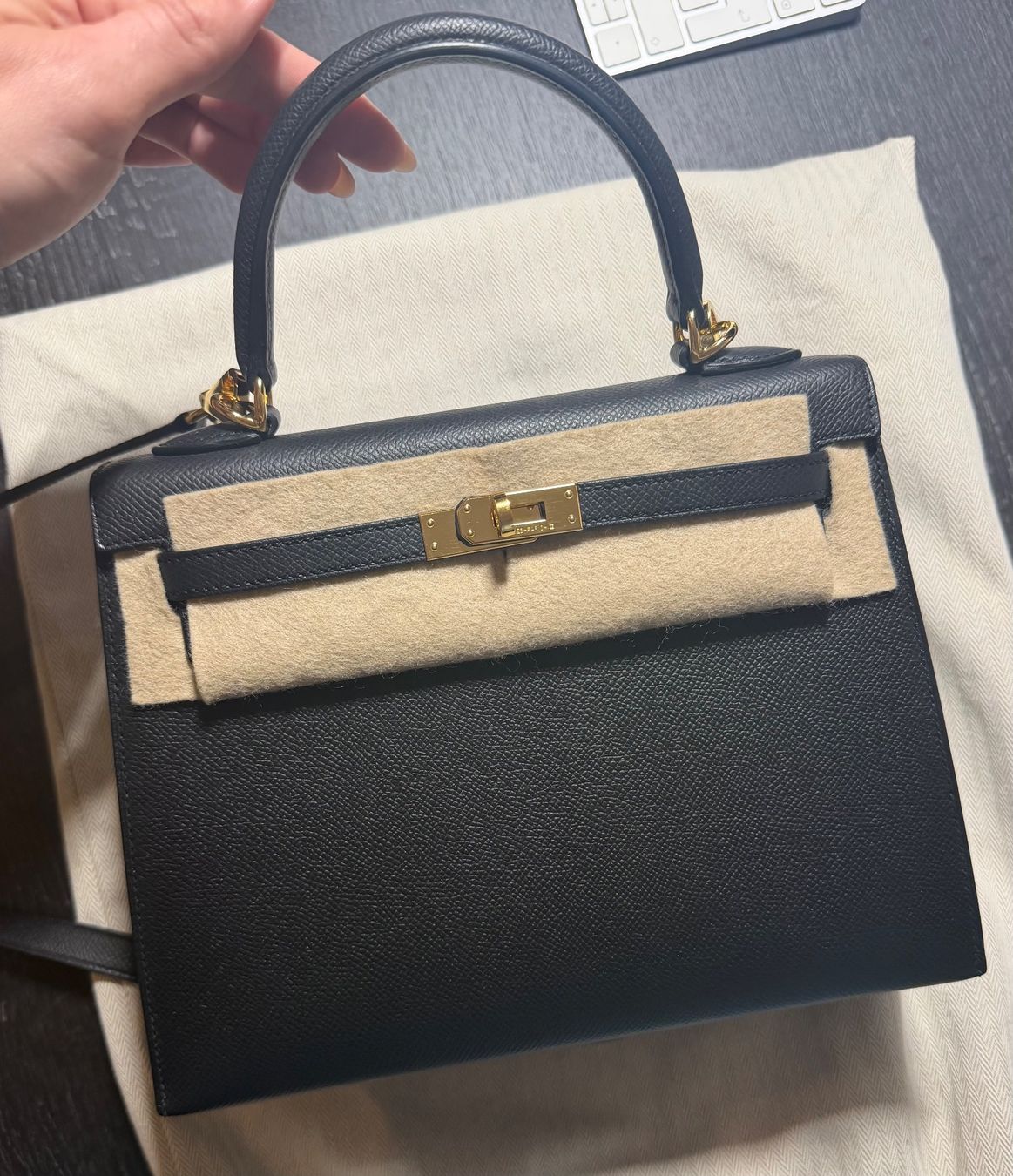 Hermès Borse da donna: HERMÈS Kelly 25 – Nuovo (secondo la descrizione) da Pfäffikon SZ venduto da happy.life 6