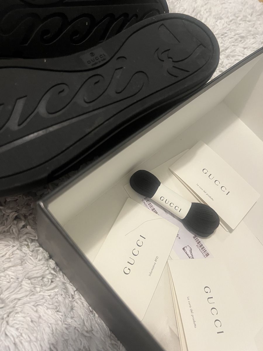 Scarpe da uomo: Gucci Noir – Nuovo (secondo la descrizione) da Moudon venduto da cin_6rxj