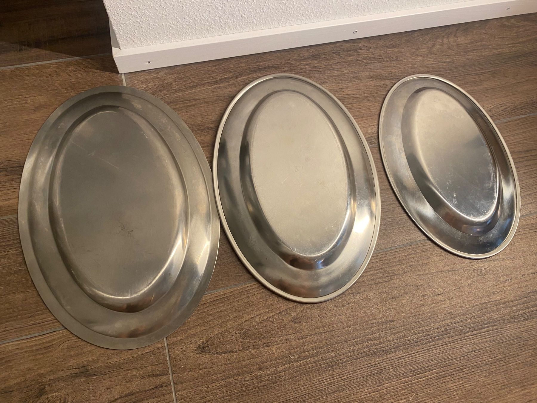 Servierplatten: 3x Servierplatte aus Chromstahl / Inox – Gebraucht aus Pratteln von a23_j2gs 5