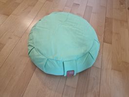 Yogakissen in verschiedenen Farben