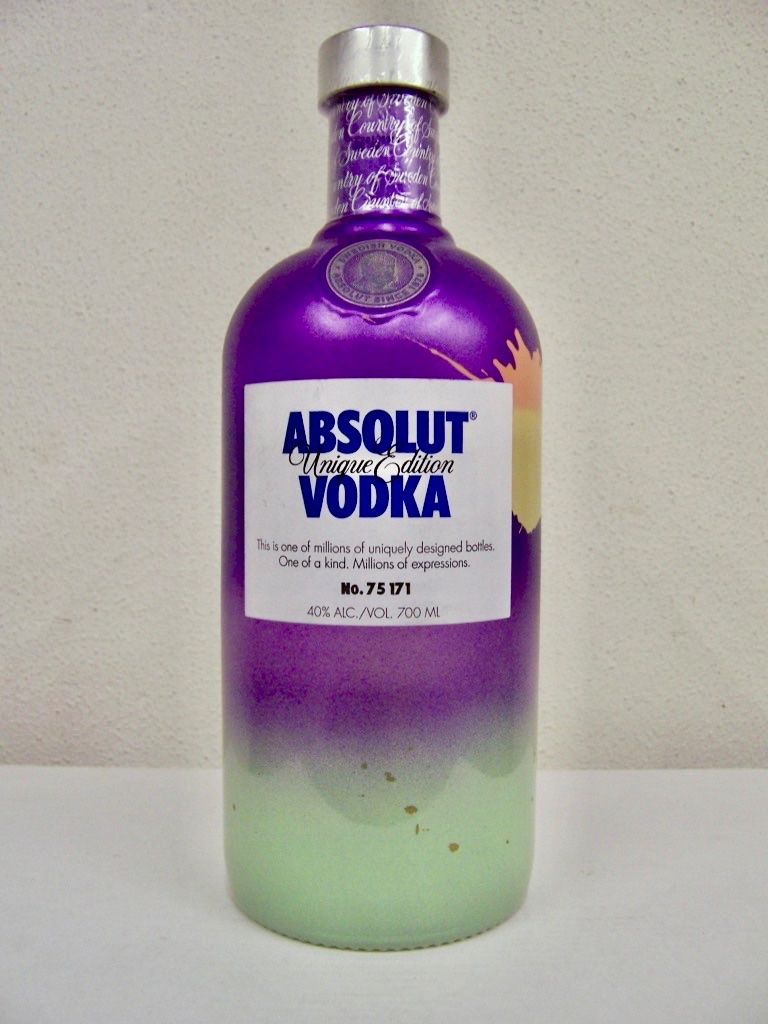 Absolut Vodka Bevande alcoliche: 1 x ABSOLUT VODKA ABSOLUT UNIQUE Edition 2012 – Nuovo e nell'imballaggio originale da Kerzers venduto da zimmergruen
