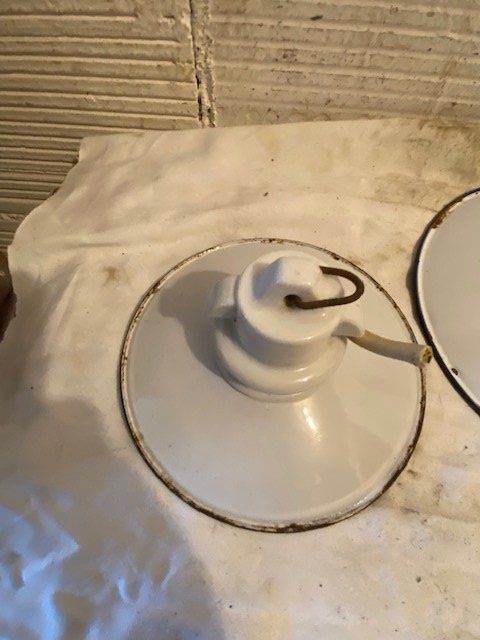 Lampade: 3 X ALTE STALLLAMPEN – Usato da Chur venduto da silbermon 1