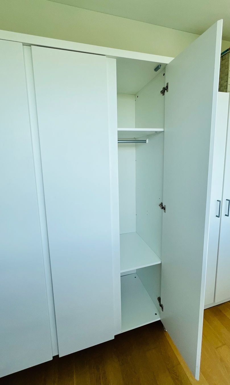 Fasciatoi & Accessori: Set mit Wickelkommode / Kleiderschrank / Kinderbett – Usato da Zürich venduto da eri_wrt5 4