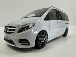 Mercedes-Benz V-Class 1:18, weiss, NOREV