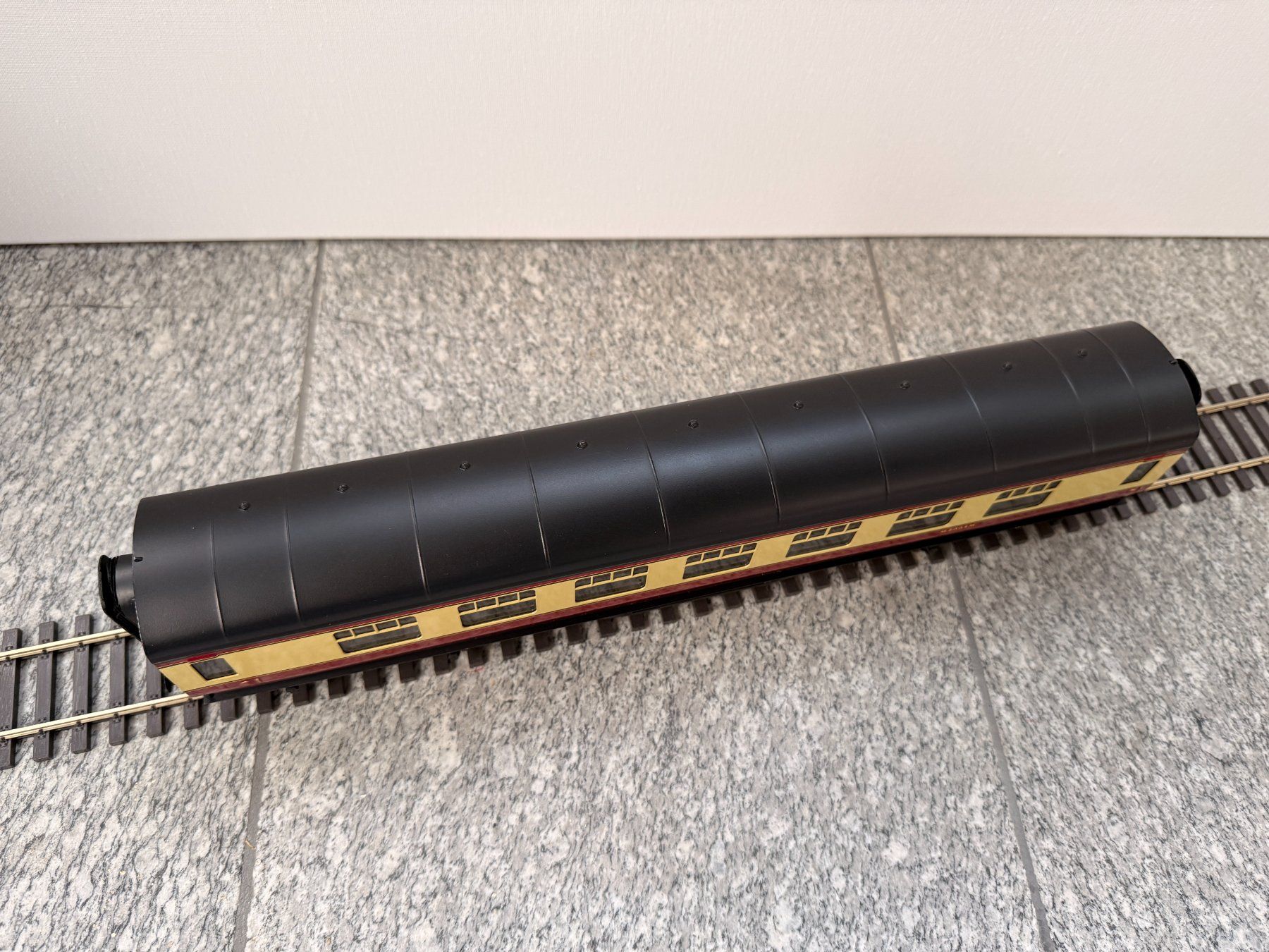 Modelleisenbahnen: Exley - 0 - British Railway 3.Klasse Personenwagen – Gebraucht aus Hergiswil NW von E646.060 2