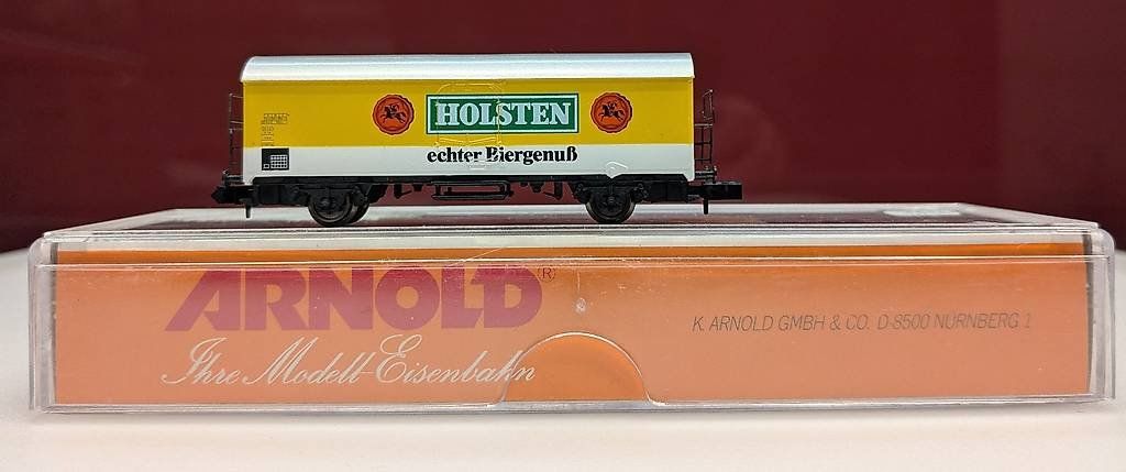 Arnold Modellini di ferrovie: Spur N Kühlwagen "HOLSTEN echter Biergenuss" – Usato da Reinach BL venduto da angus74