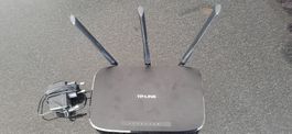 Routeur Wi-Fi TP-Link – bon état – avec alimentation