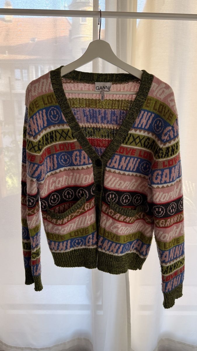 Ganni Giacche: Ganni Strickjacke – Usato da Solothurn venduto da D.FloLu 1