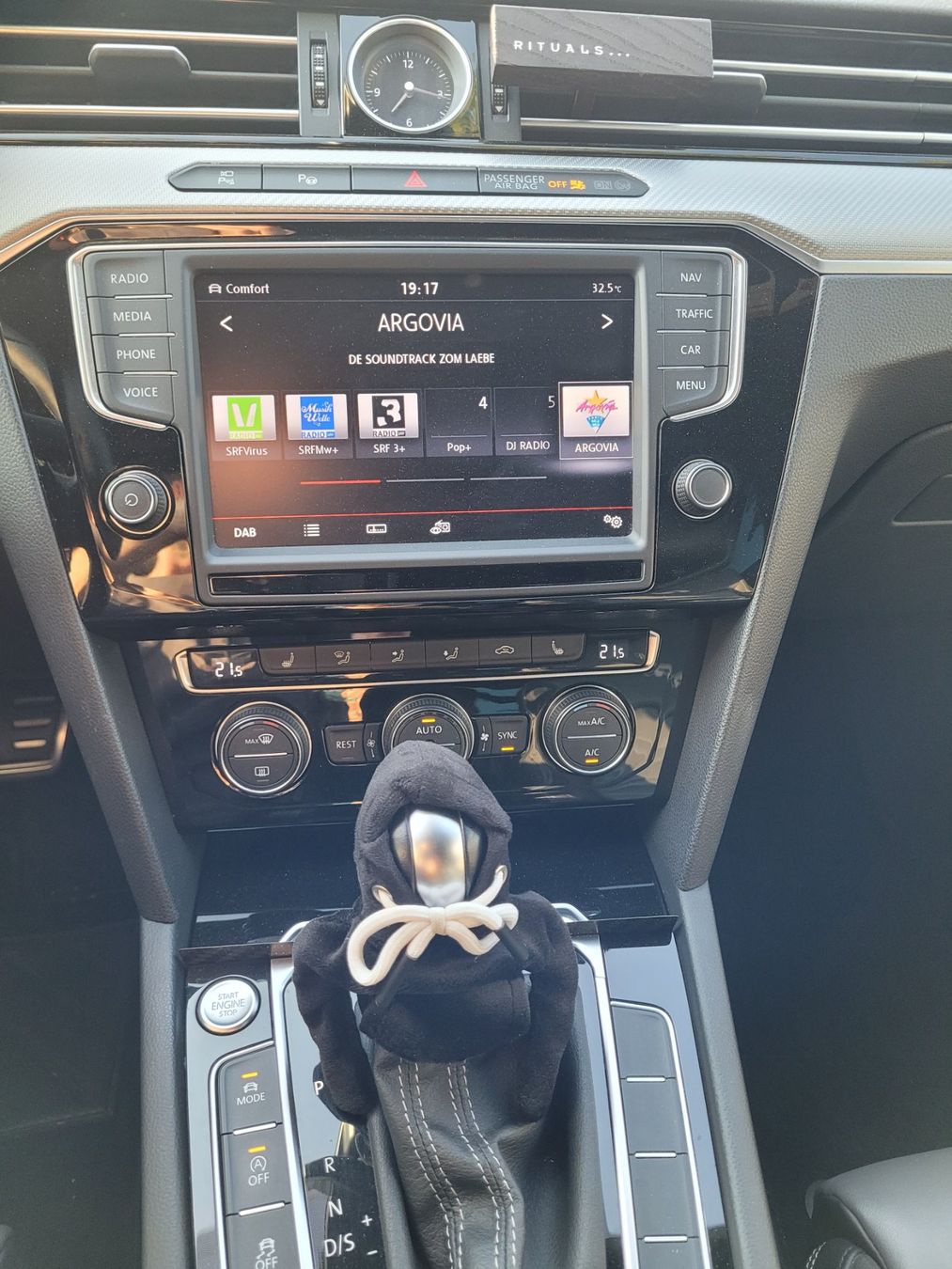 VW Autos: VW Passat R Line – Gebraucht aus Reinach AG von CaddyFactory 8