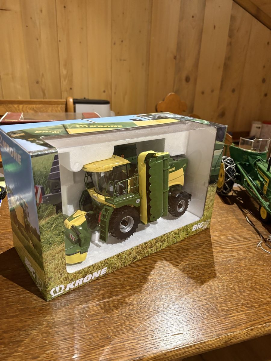 Kit di modellismo & Modellini statici: Krone big m 450 1:32 – Nuovo (secondo la descrizione) da Maracon venduto da tro_chq5 1