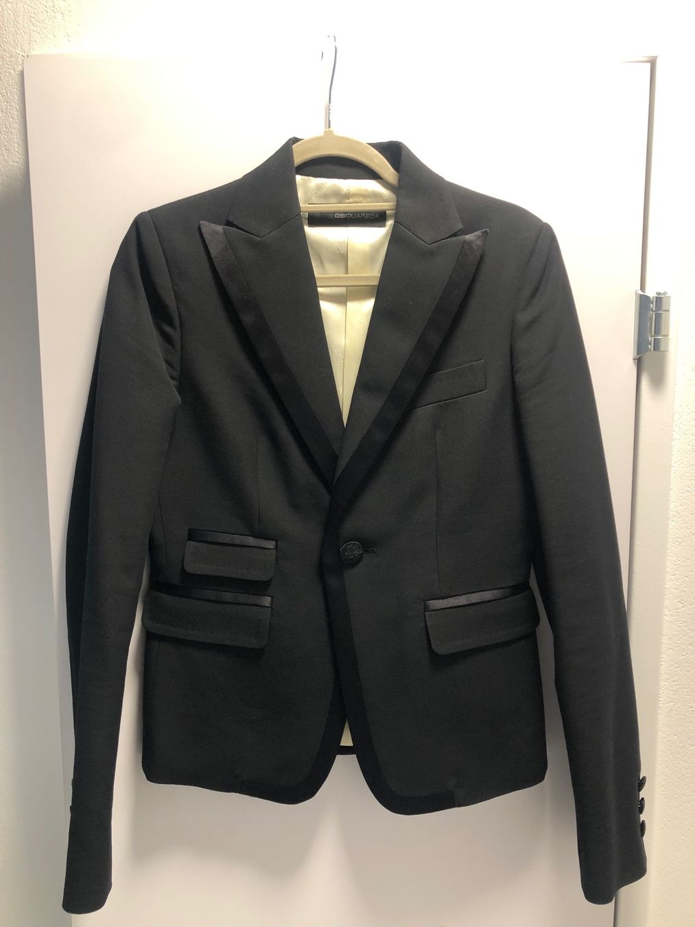 Dsquared2 Giacche: Klassischer Blazer von Dsquared2 in Grösse IT 46 – Usato da Zizers venduto da sarah_1987