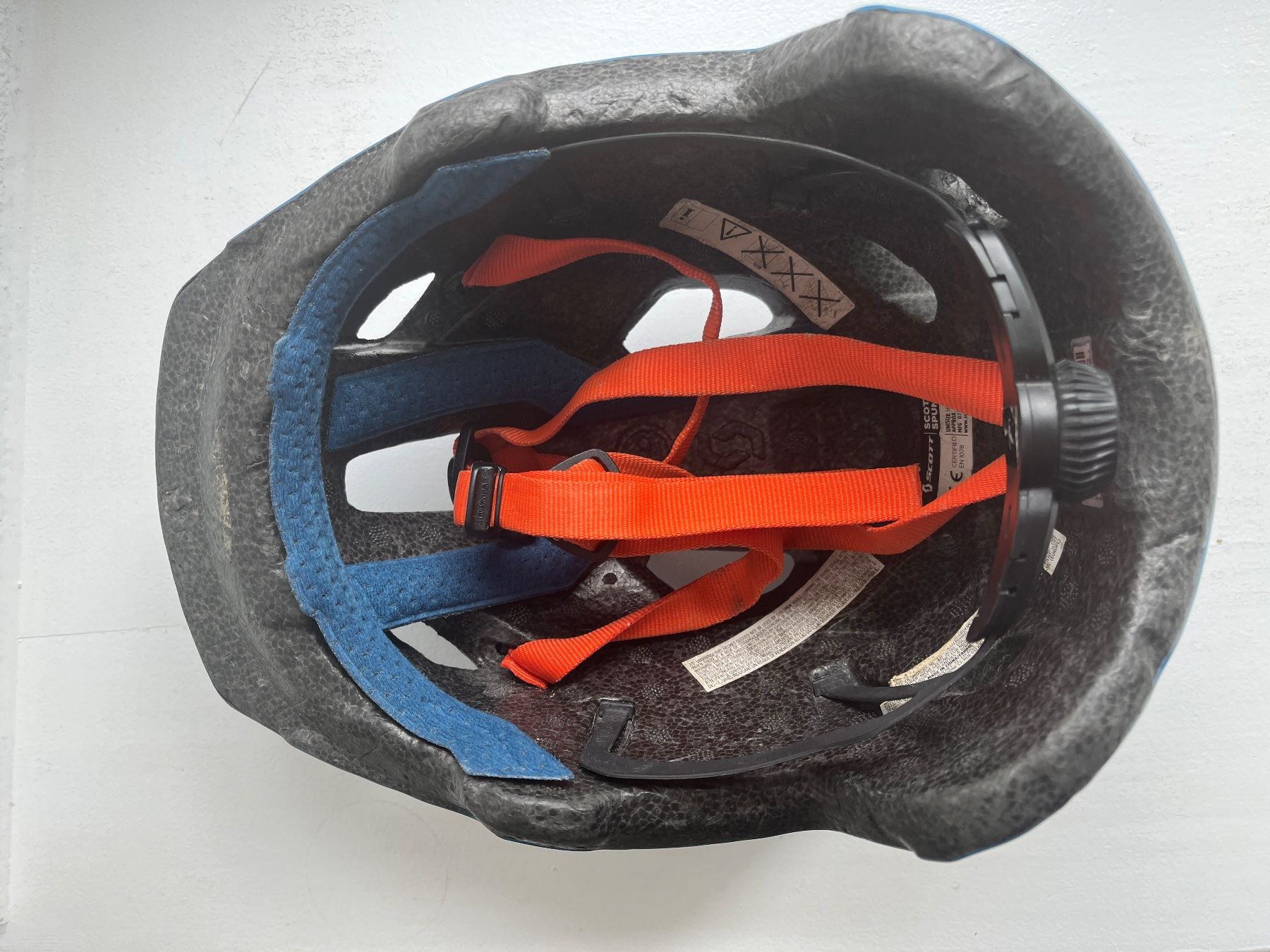 Scott Helme: Casque de vélo SCOTT Spunto JR – Gebraucht aus Court von Style_ambre 4