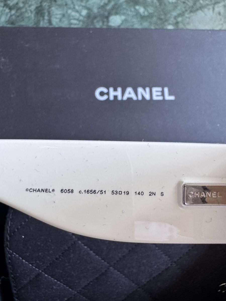 Chanel Occhiali & Lenti: Lunettes de soleil Chanel – Nuovo e nell'imballaggio originale da St-Légier-Chiésaz venduto da joe_5gxd 7