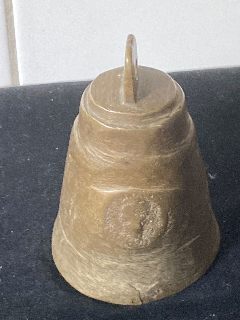 Glocken & Treicheln: Alte Persische Glocke aus Messing – Defekt aus Zürich von Chaeffeler