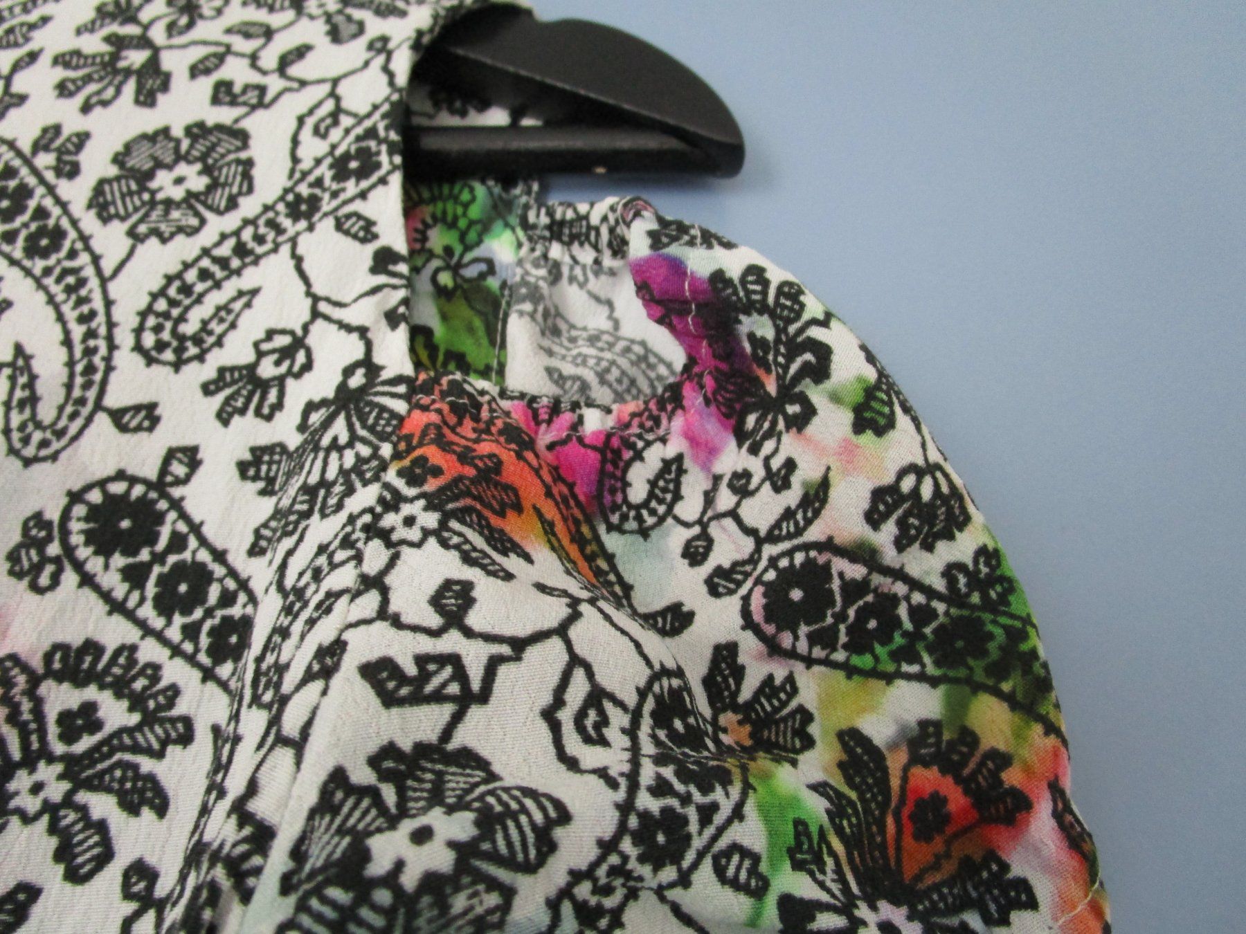 Armani Vestiti: Kleid Babylon Collection Gr. 40 – Usato da Volketswil venduto da Globine100 4