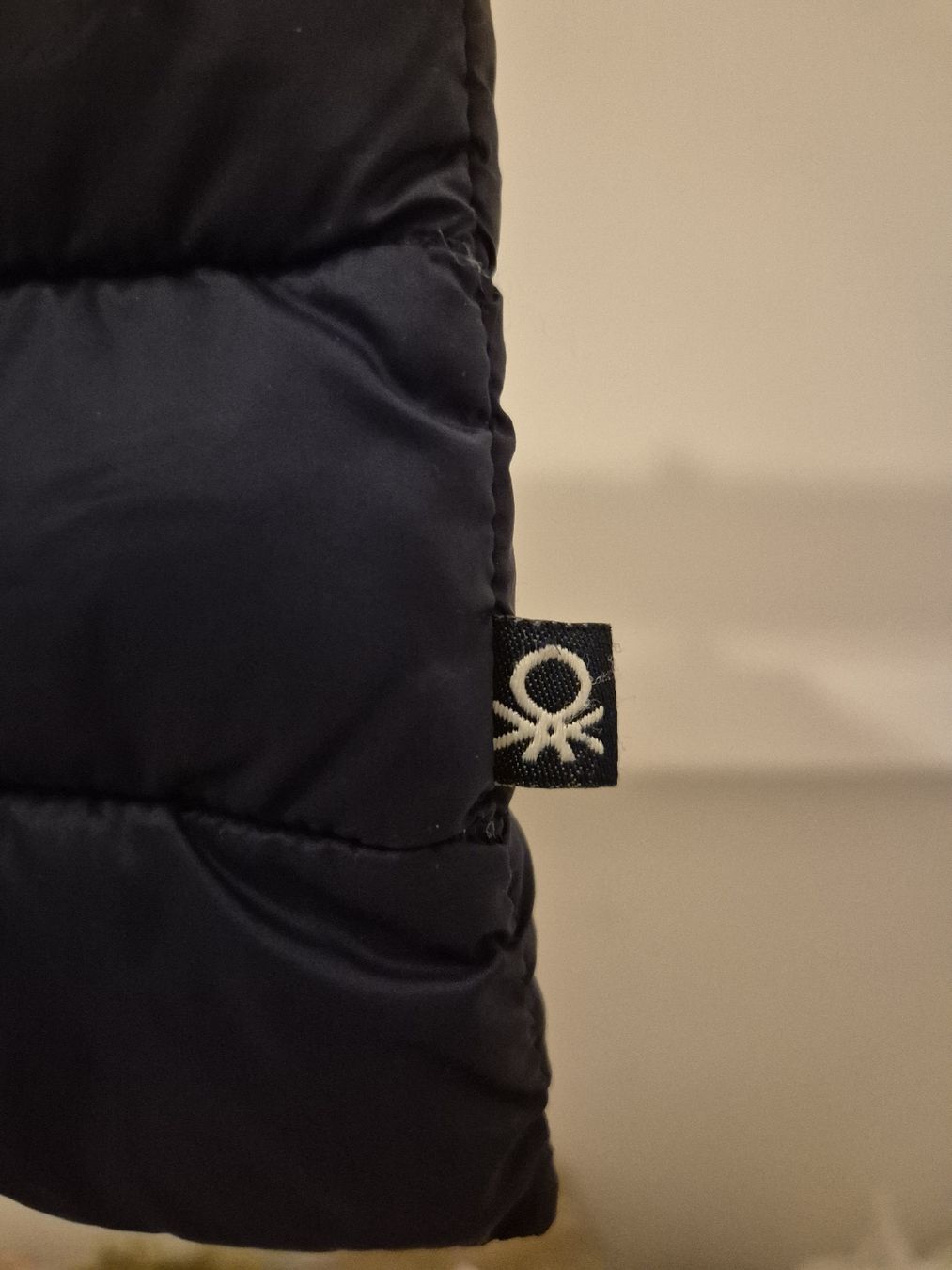Benetton Altro abbigliamento: Benetton Gilet – Usato da Villars-sur-Glâne venduto da Thalimey 2