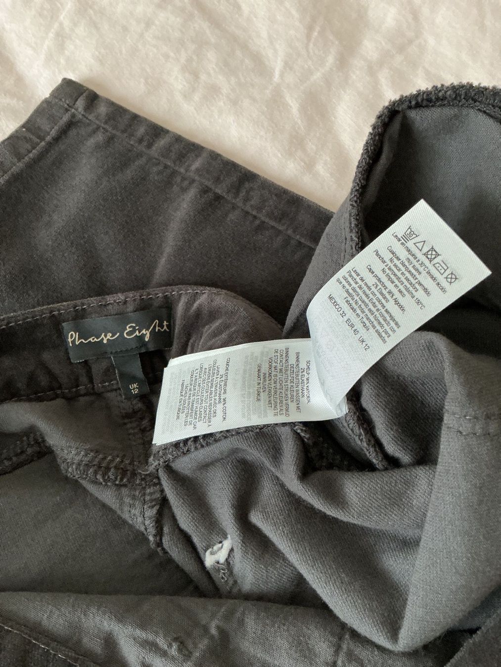 Pantaloni: Phase Eight Samthose Gr. 38 Dunkelgrau – Usato da Dietlikon venduto da Smonny 2