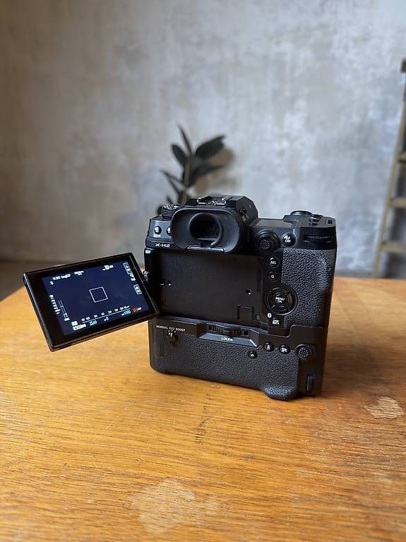 Fotocamera: Fujifilm XH2 + battery grip – Usato da Solduno venduto da rob_l8rs 2