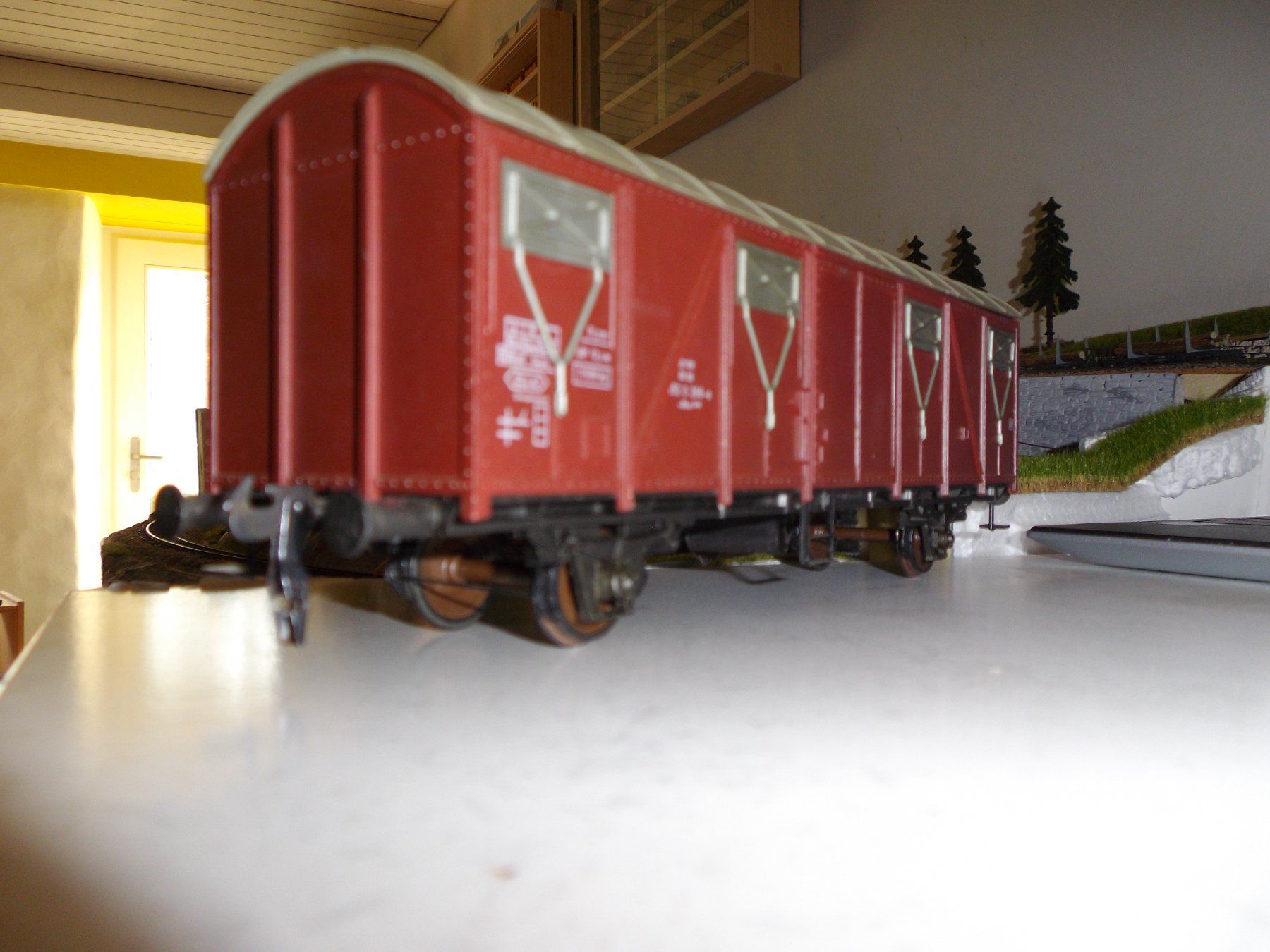 Modellini di ferrovie: POLA Maxi  Güterwagen DB – Usato da Schaffhausen venduto da Oetfel