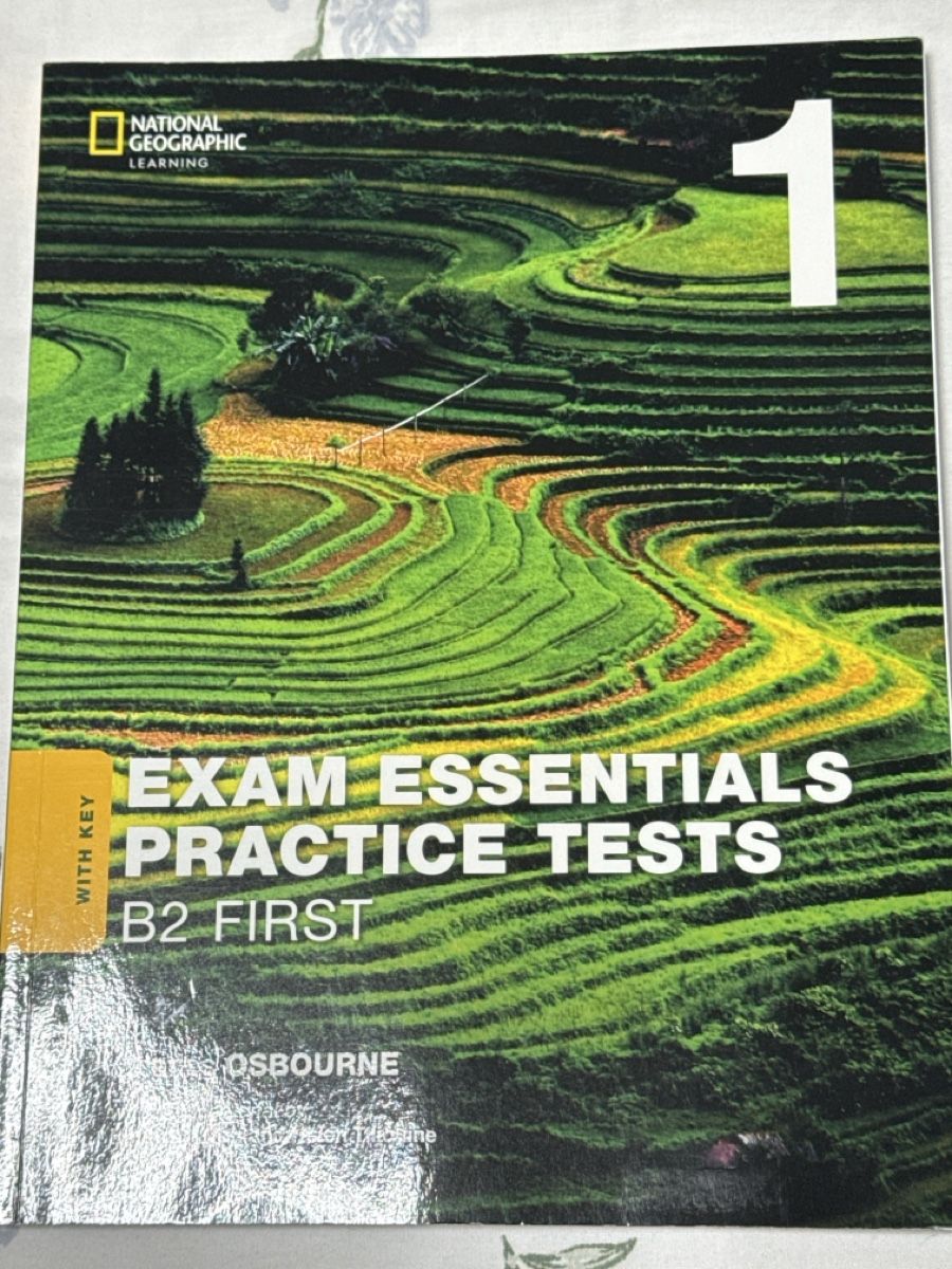 Libri: Exam Essentials Practice Tests B2 First - Top Zustand! – Usato da Adlikon b.Regensdf venduto da D_kthas