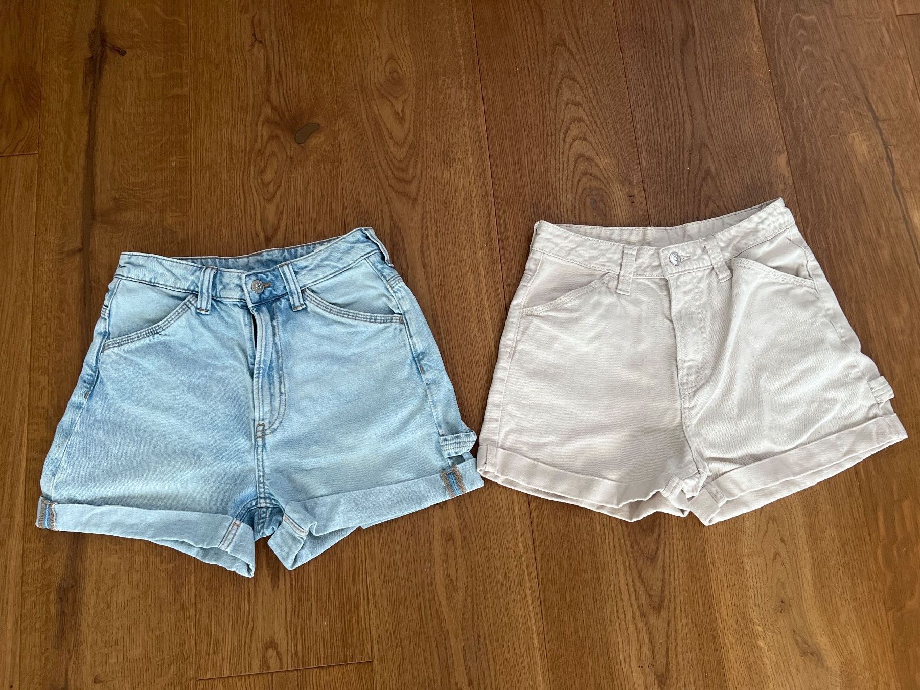 H&M Pantaloni: 2 Paar Shorts H&M Divided - Grösse 34 – Usato da Aesch BL venduto da Goldfish13