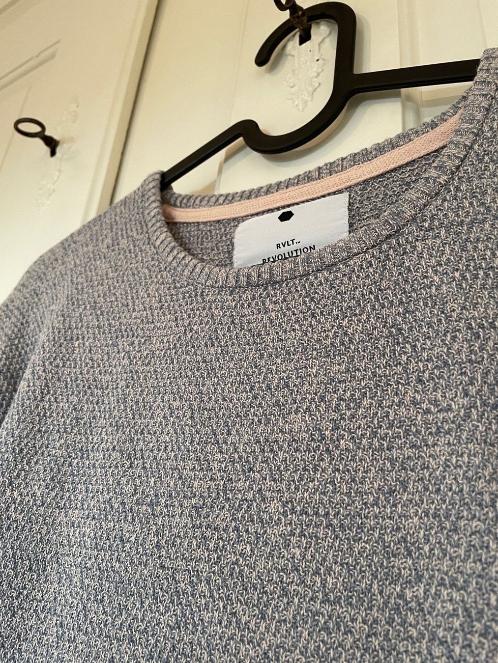 Maglioni & Felpe: Pullover, Grösse L – Usato da St. Gallen venduto da Cagliari2015