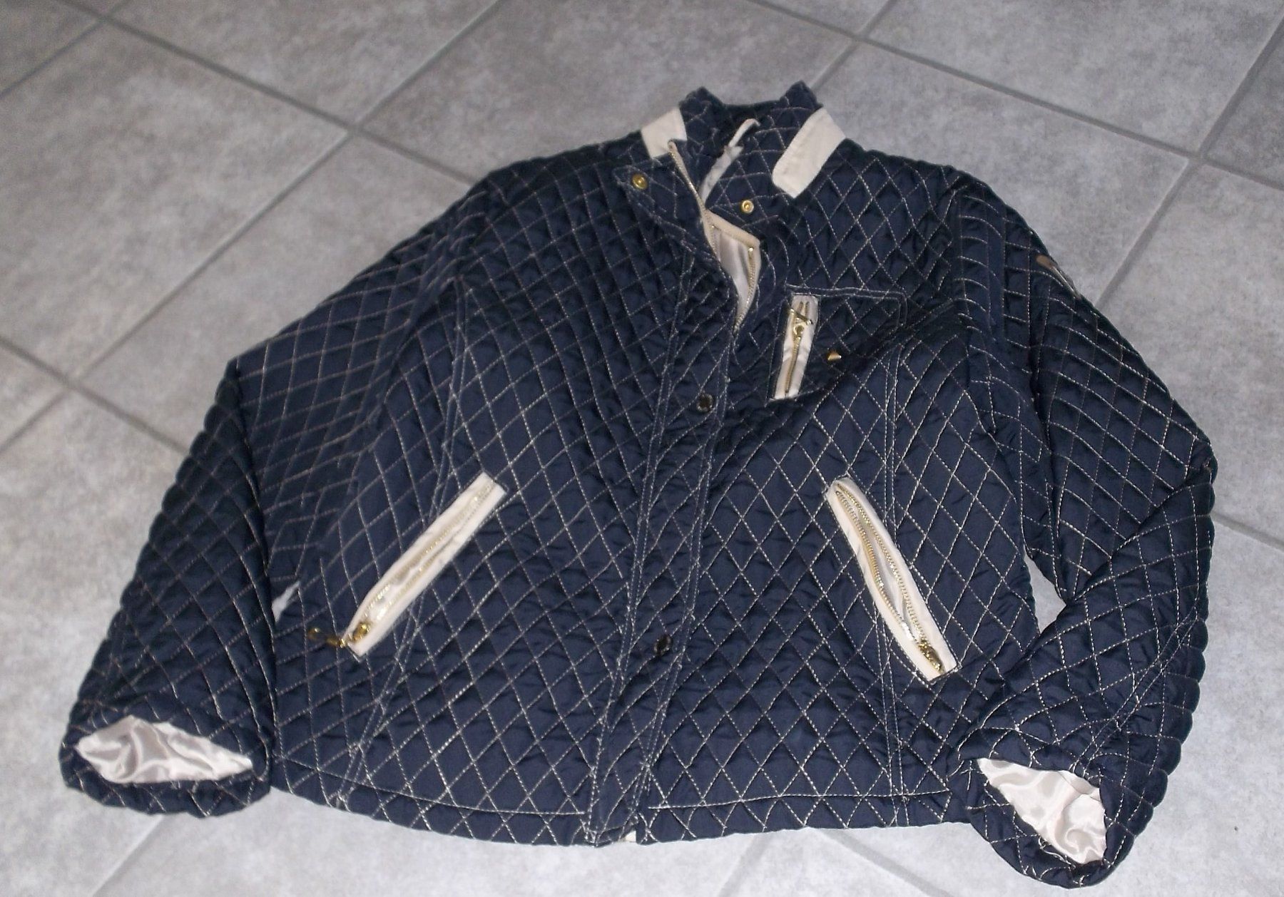 Giacche: Damen Übergangs Jacke Grösse L – Usato da Kaltbrunn venduto da Cindy99