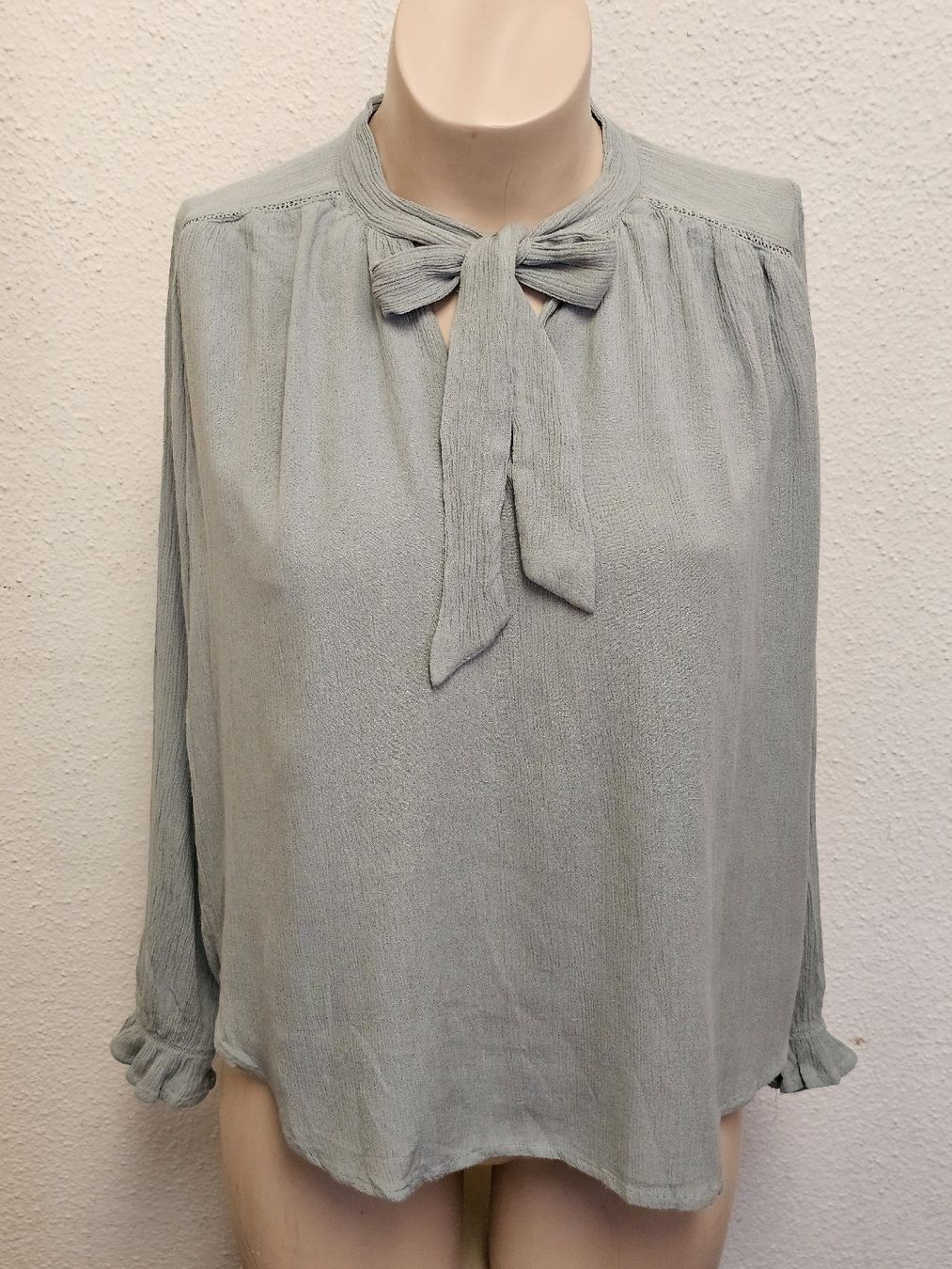 C&A Blusen: C&A Clockhouse Damen Bluse Hellgrün Gr. 38 – Gebraucht aus Urdorf von ole_mrp9 7