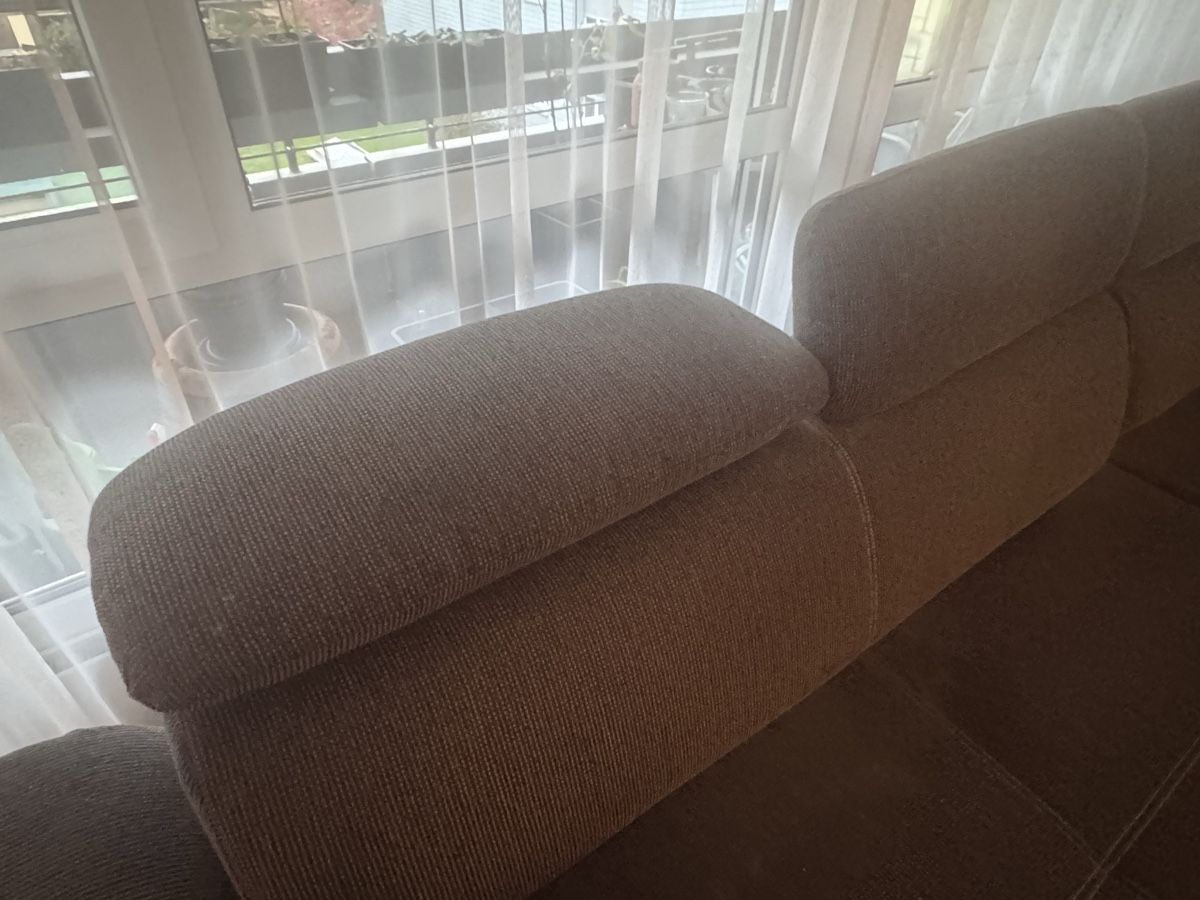 Conforama Divani: Grosses Sofa mit Schlaffunktion – Usato da Gwatt (Thun) venduto da mumili 2