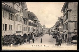 AK Murten, Straßenpartie mit Cafe Post