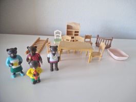 Petit Ours Brun und Sylvanian Families Möbel