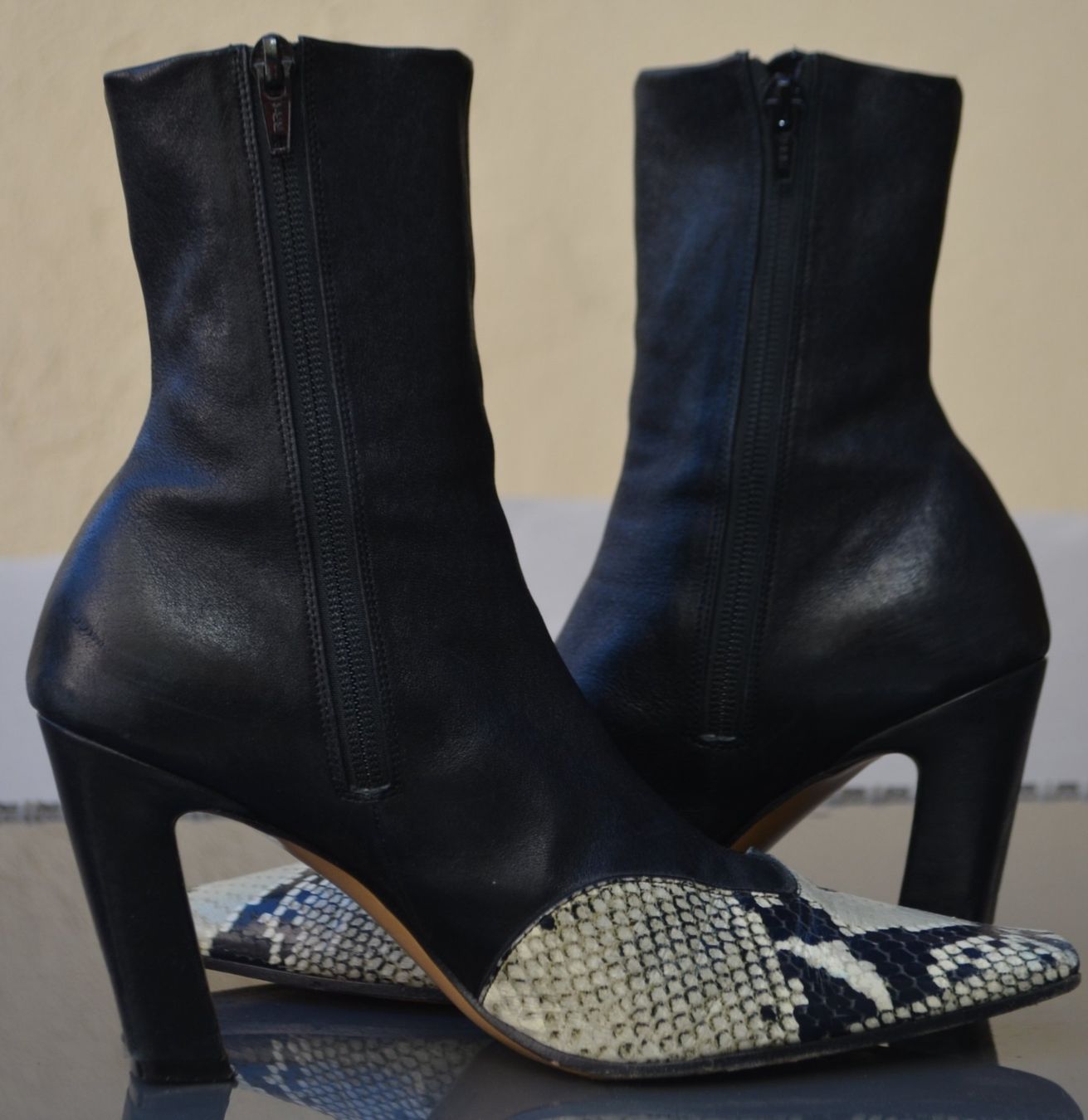 Khaite Scarpe da donna: Khaite Stiefeletten / bottines 38 – Usato da Collonges venduto da arashee 3