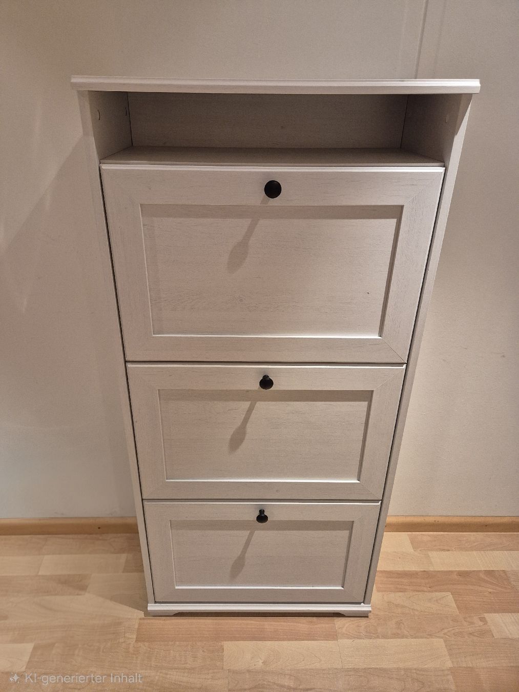 Garderobe: Schuhkasten aus Holz – Gebraucht aus Ettingen von hebla